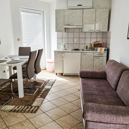 Apartamento Benkovic *